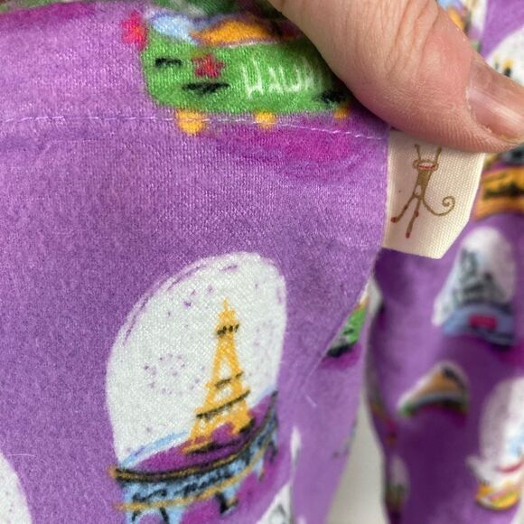 Munki Munki snow globes of famous places magical pj top extra soft flannel - Picture 4 of 12